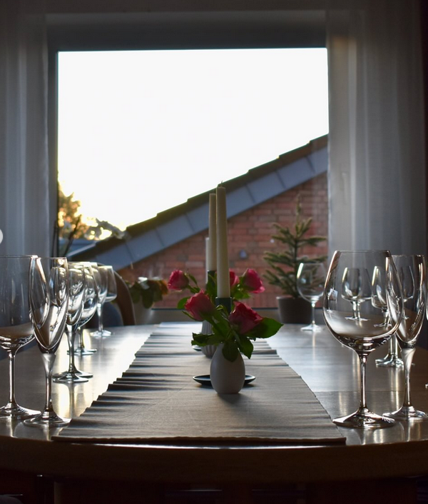 Gesellige Weinverkostung